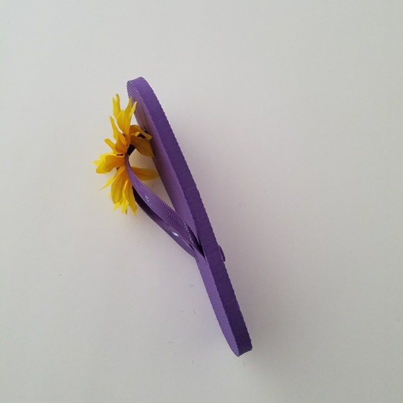 🦎Flower Flip Flops💦 - Picture 4 of 8